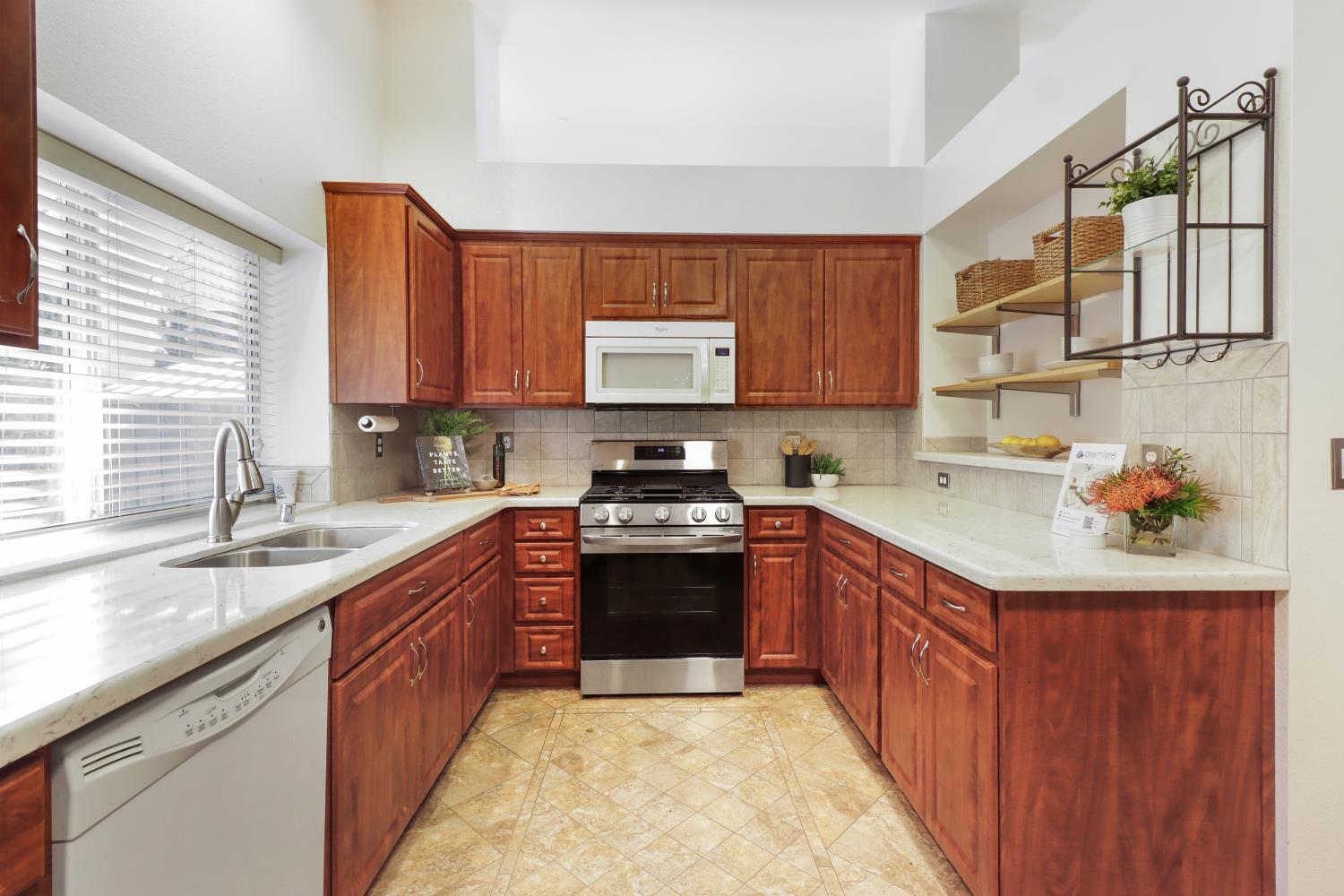 3024 Hortaleza Place