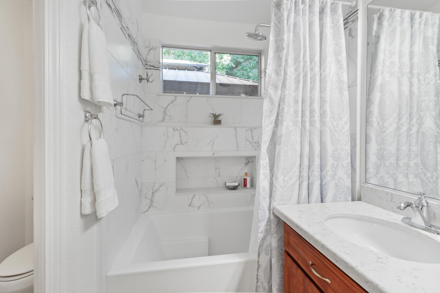 3024 Hortaleza Place