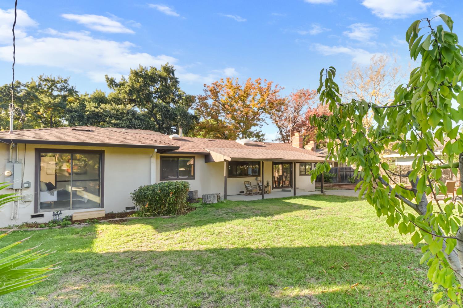 1302 Oak Avenue