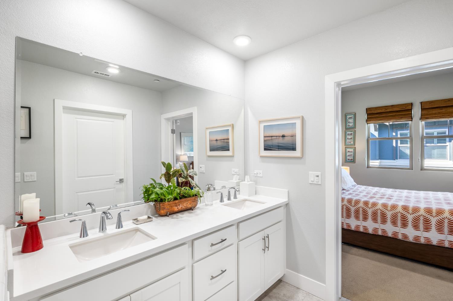 1661 Spring Street 433