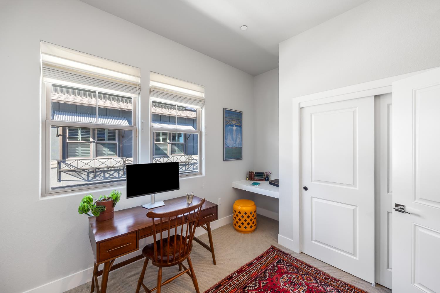 1661 Spring Street 433