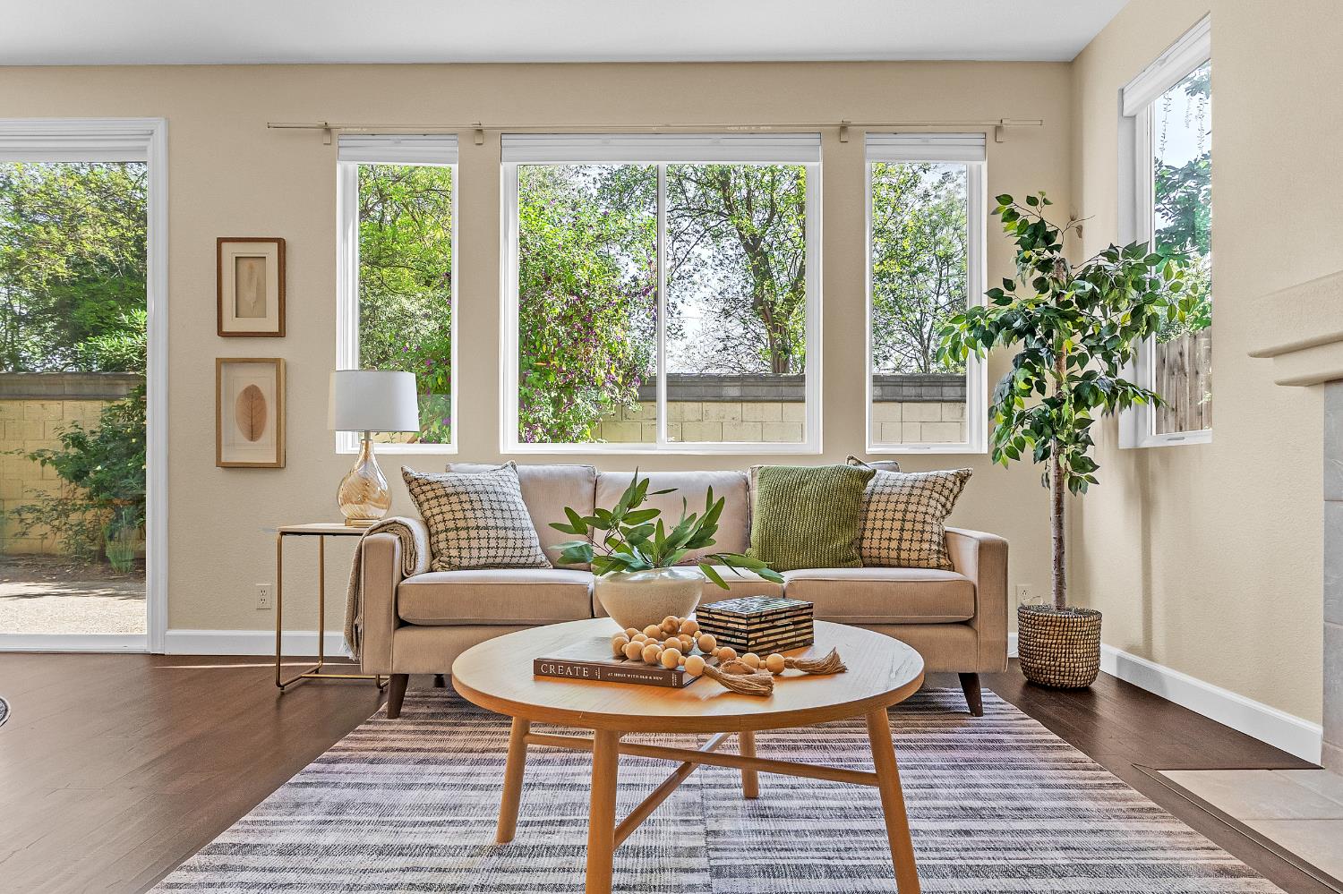 3326 Via Verde Terrace