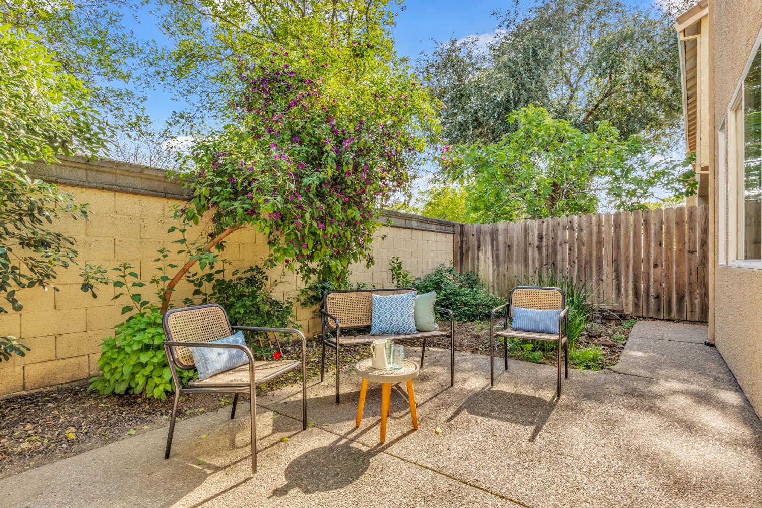 3326 Via Verde Terrace