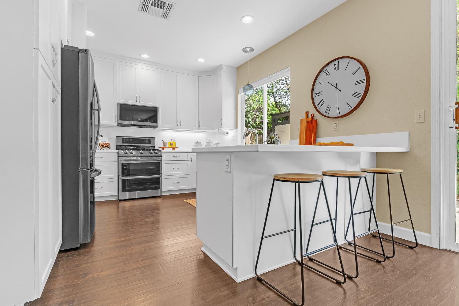 3326 Via Verde Terrace
