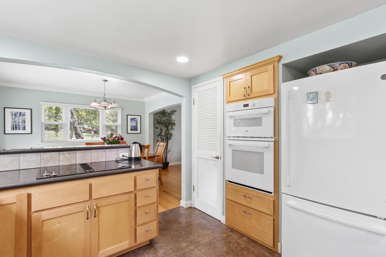 305 Cabrillo Avenue