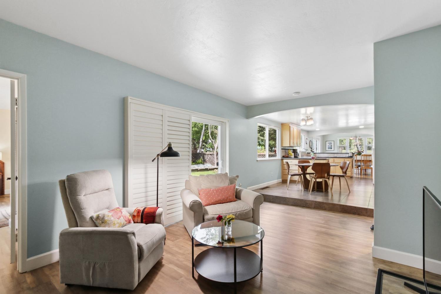 305 Cabrillo Avenue