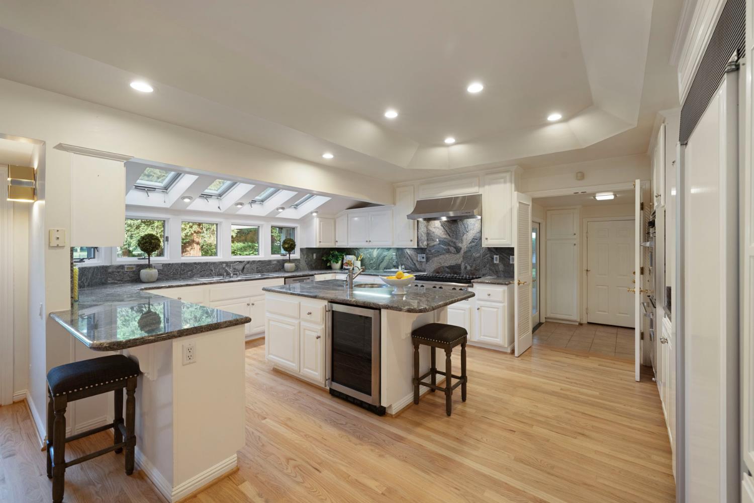 44795 Country Club Drive