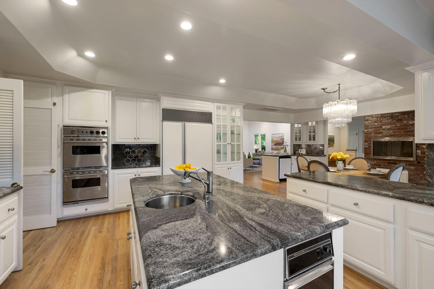 44795 Country Club Drive