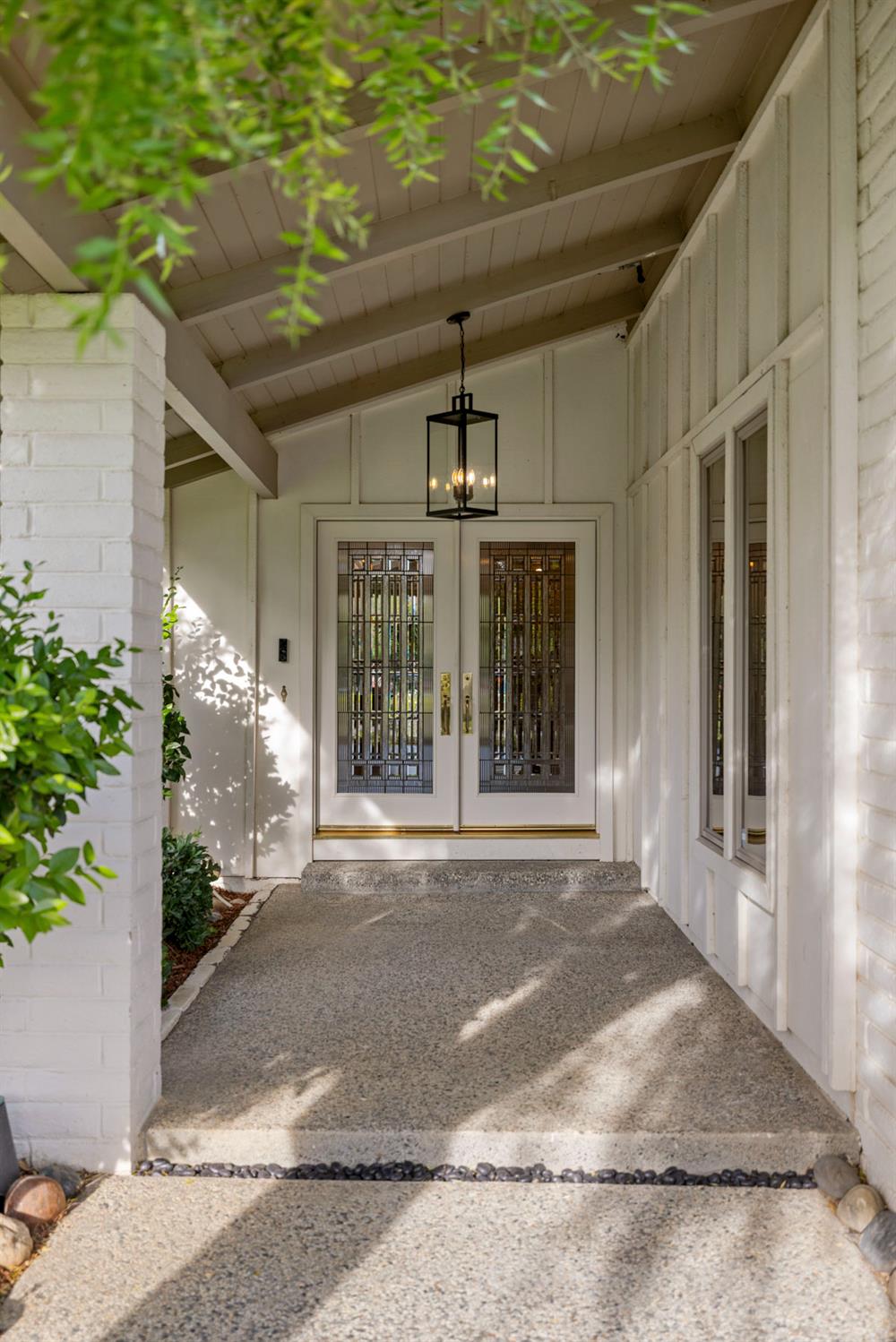 44795 Country Club Drive