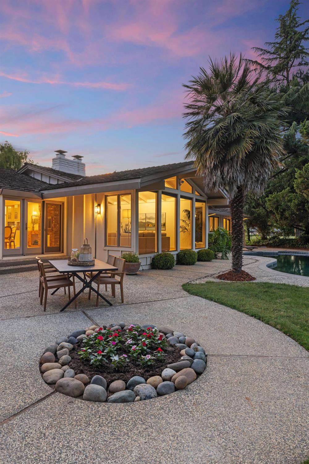 44795 Country Club Drive