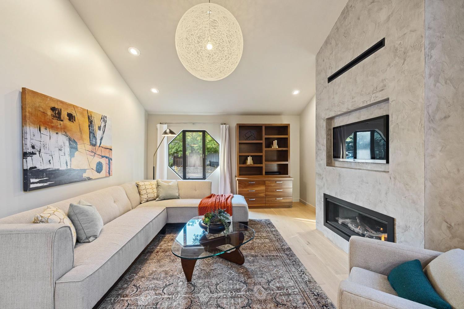 132 Huerta Place