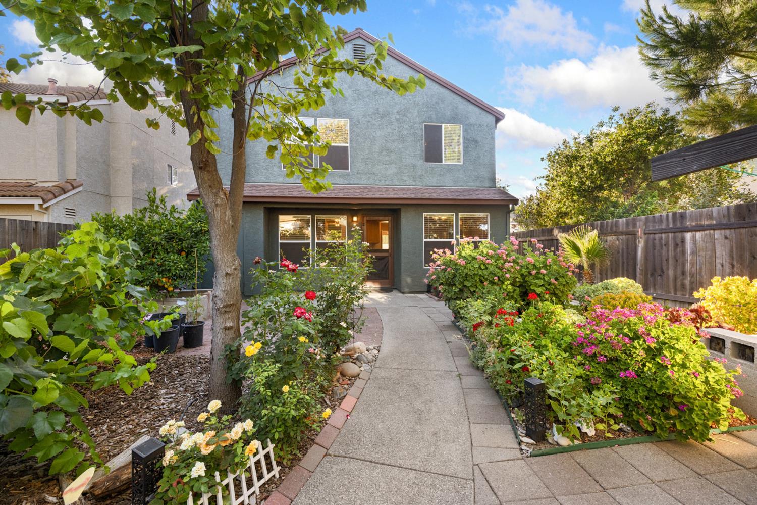 1536 Olympic Drive