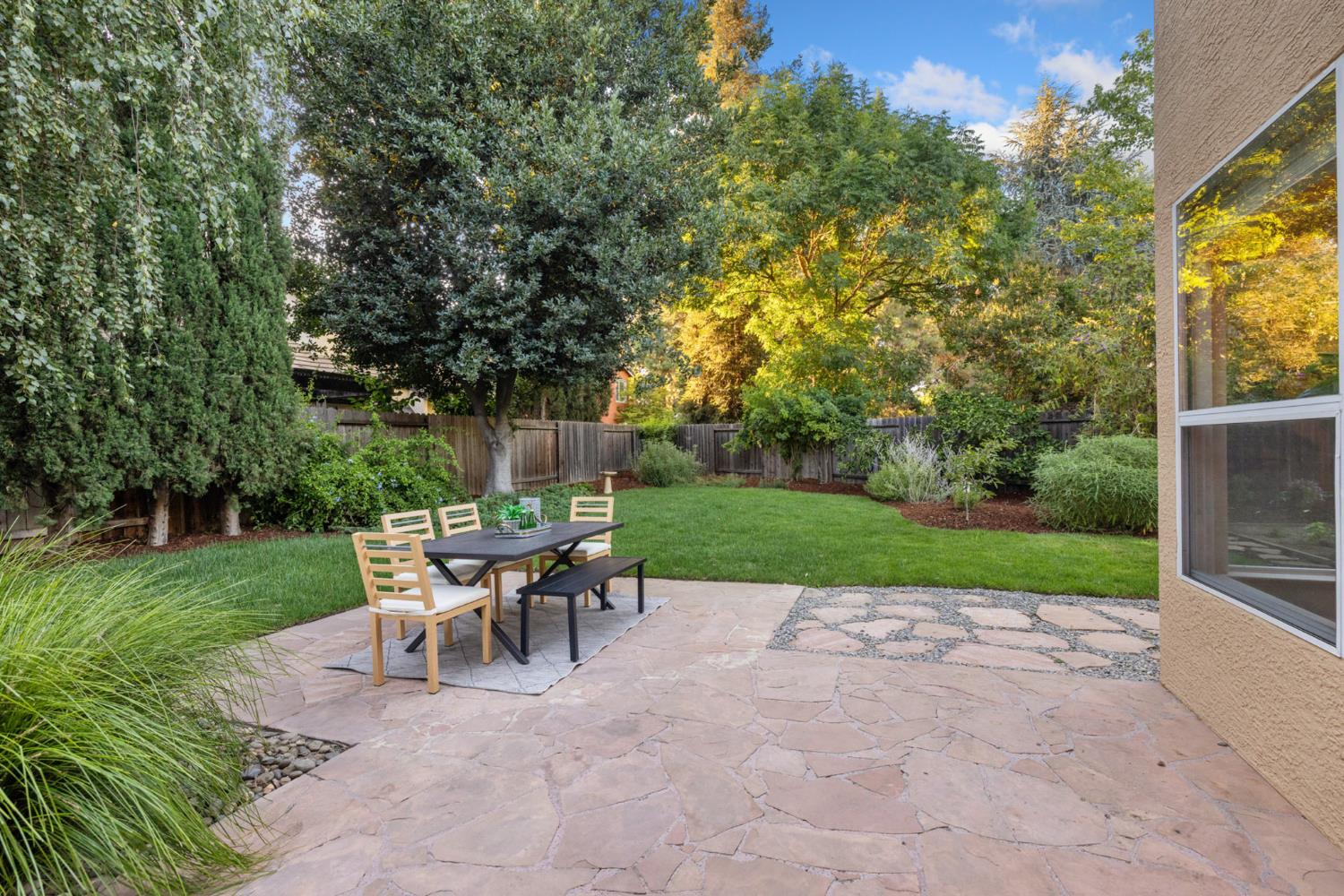 1123 Villaverde Lane