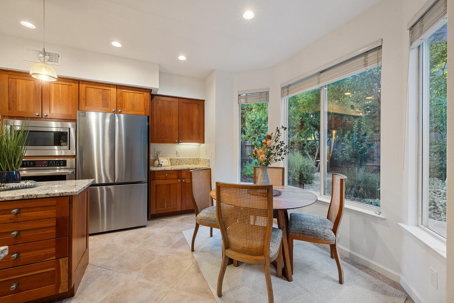 1123 Villaverde Lane
