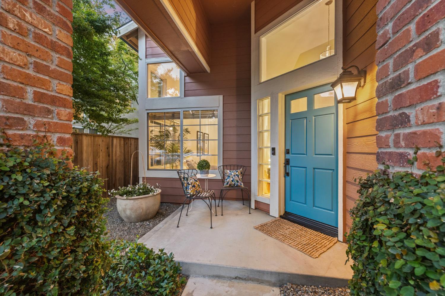 1123 Villaverde Lane