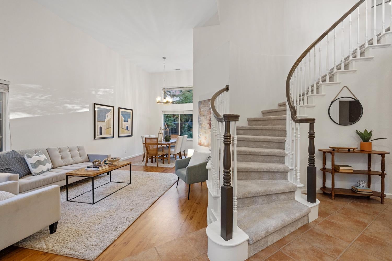 1123 Villaverde Lane