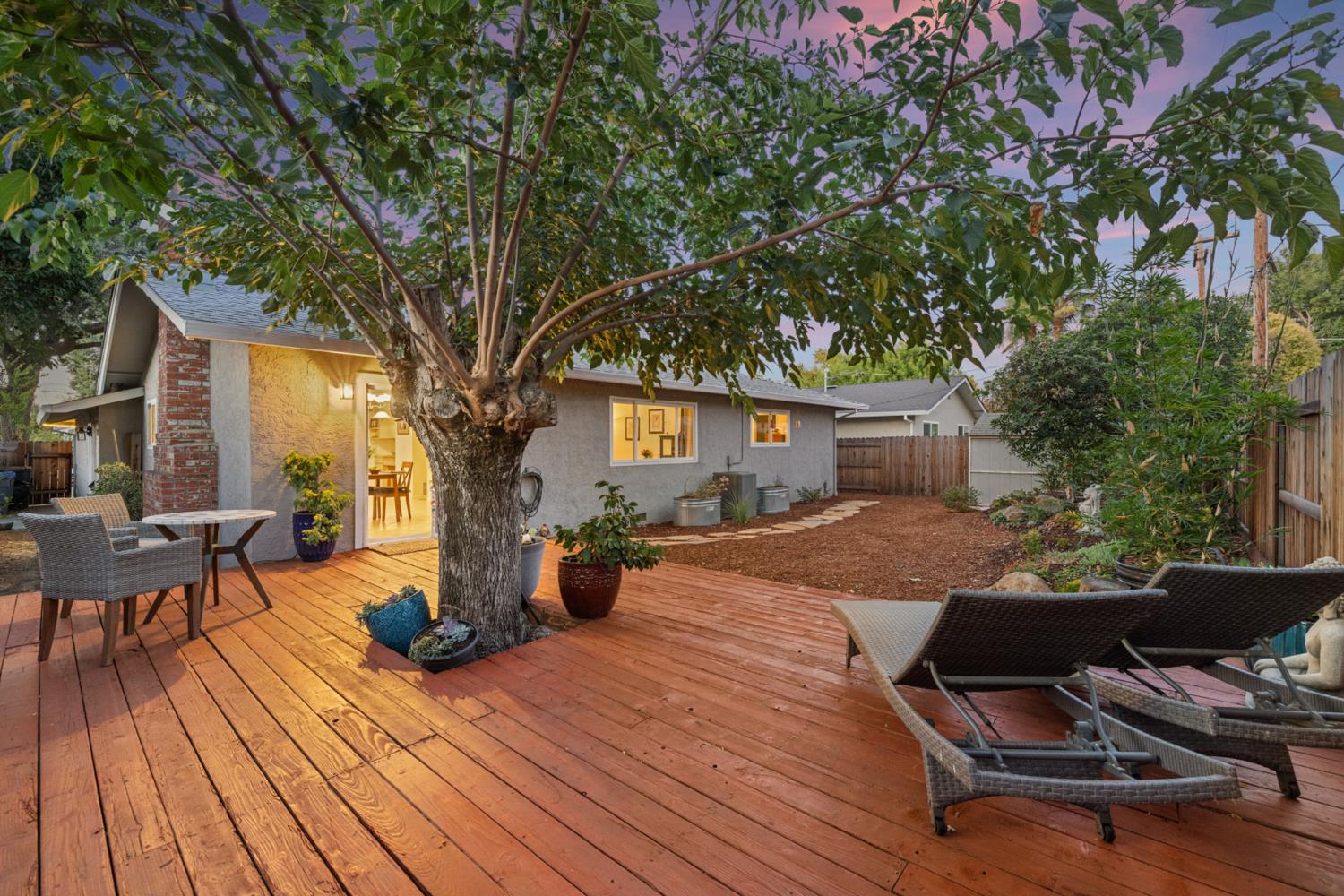 2420 Temple Drive