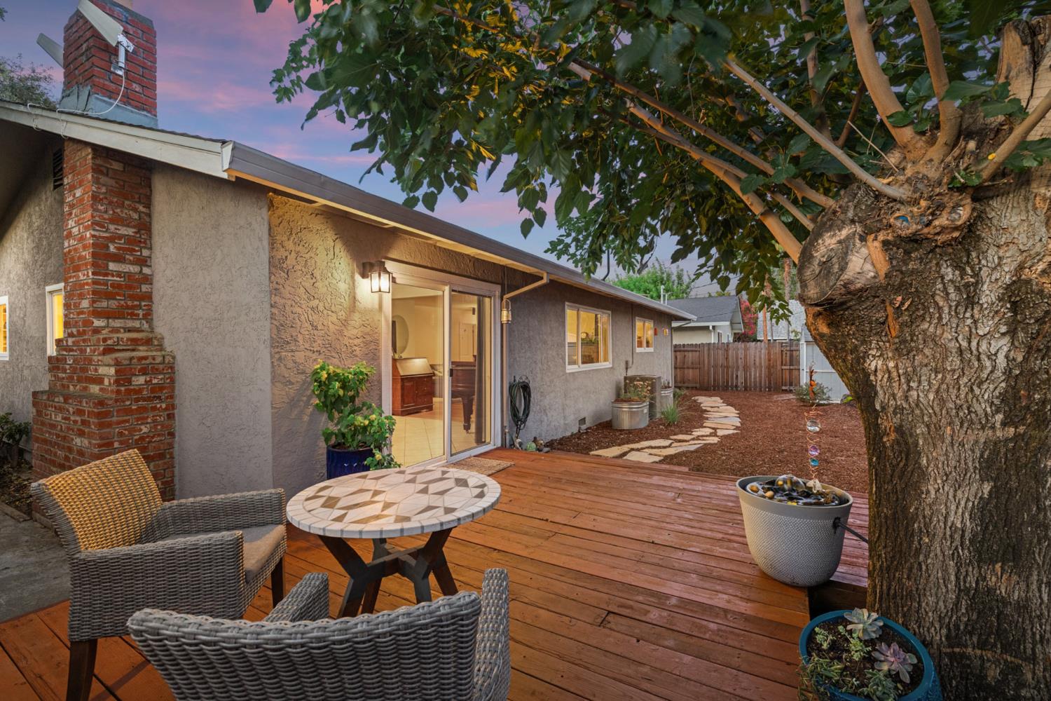 2420 Temple Drive