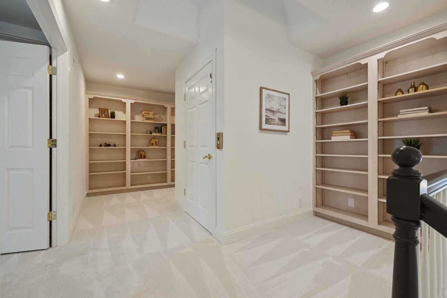 619 Mockingbird Place