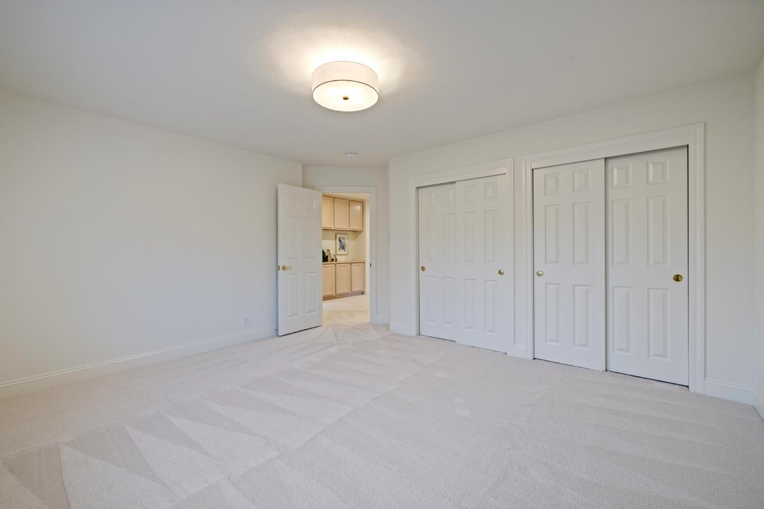 619 Mockingbird Place