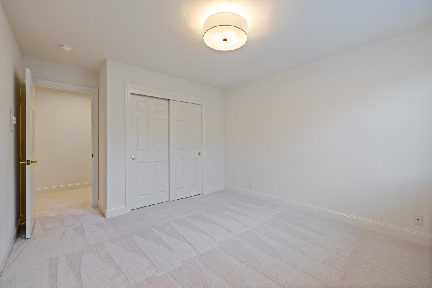 619 Mockingbird Place