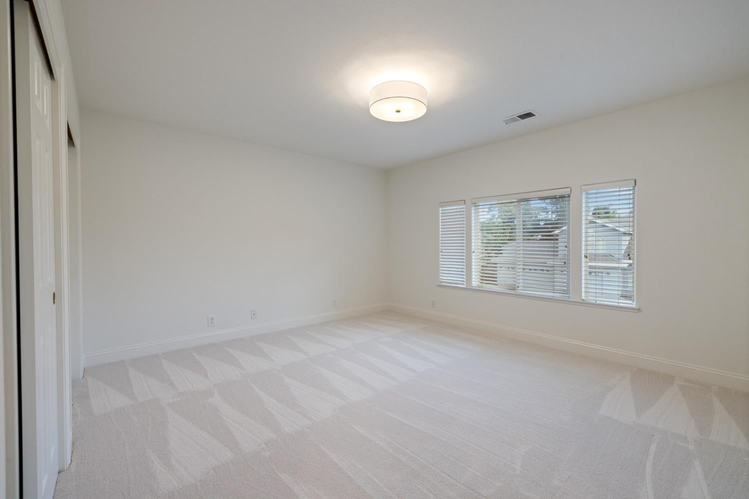 619 Mockingbird Place