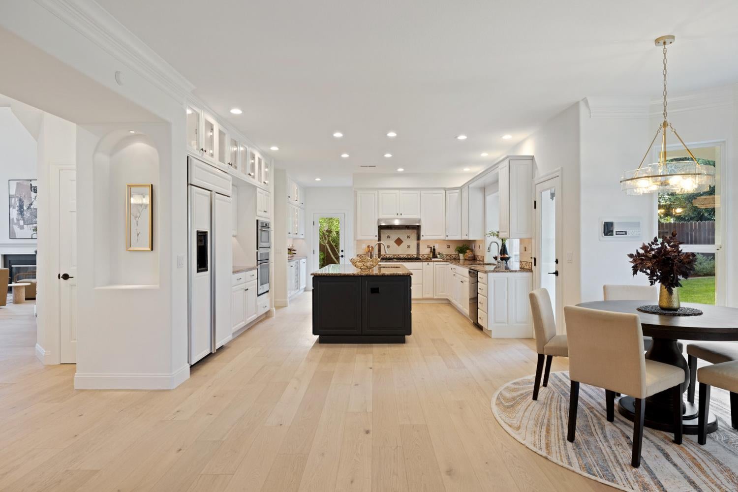 619 Mockingbird Place