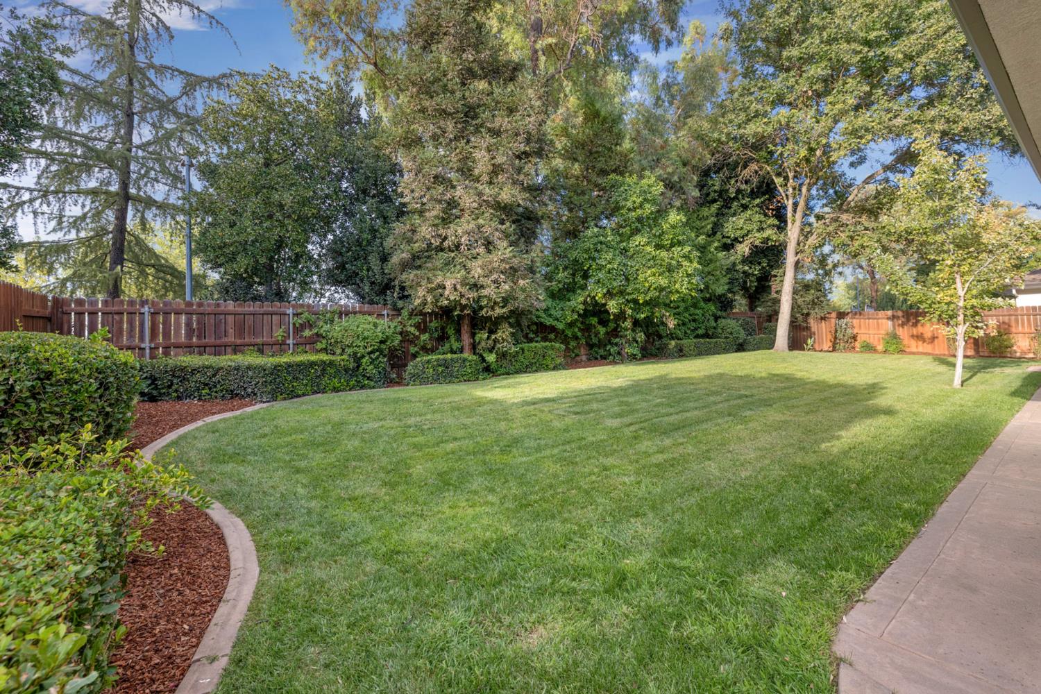 619 Mockingbird Place