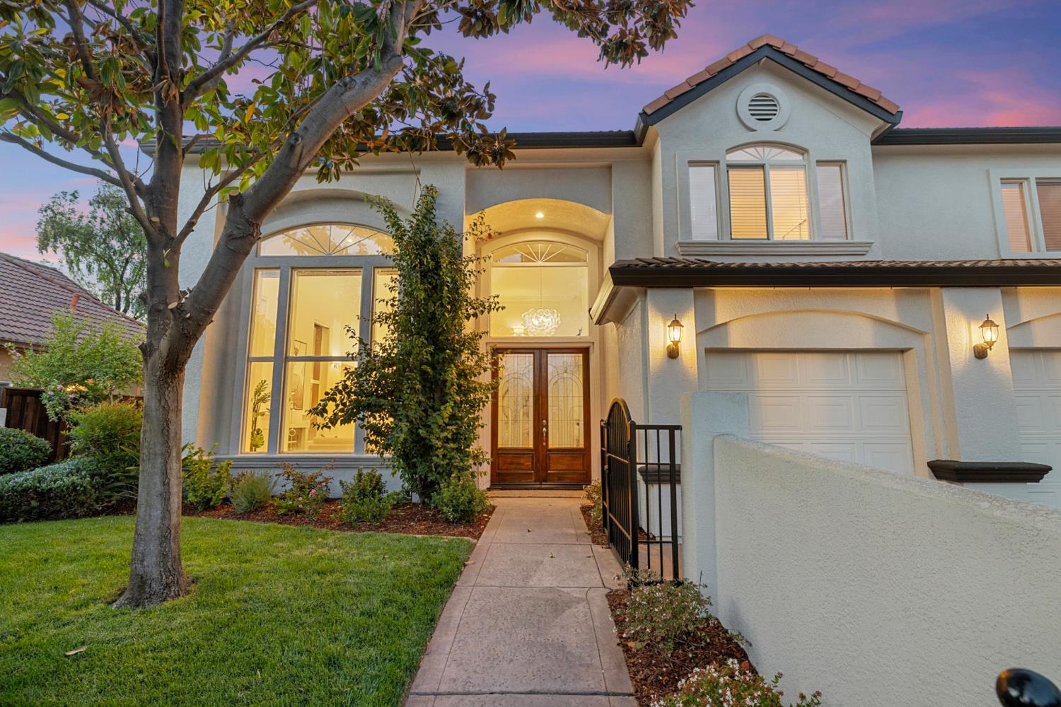 619 Mockingbird Place