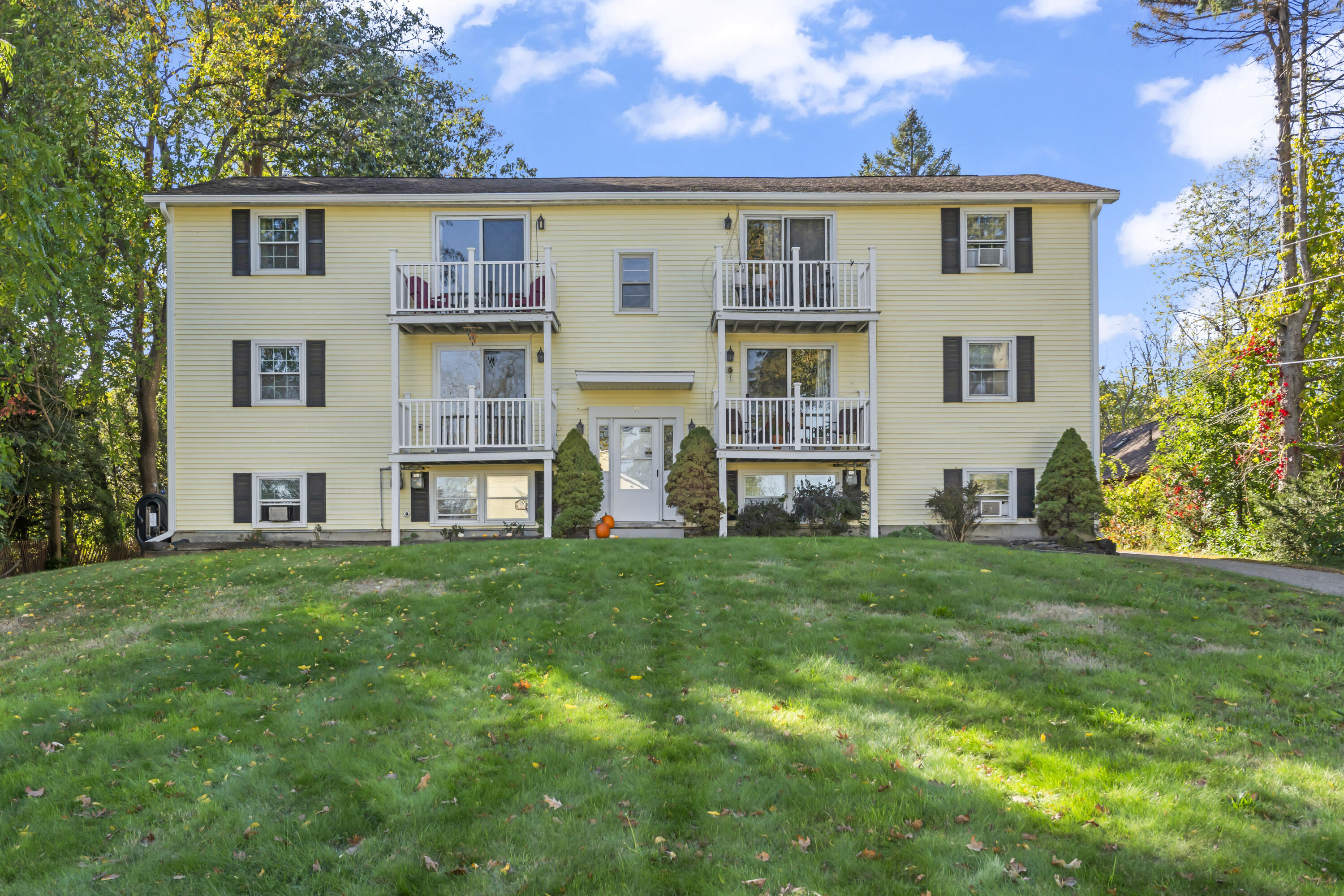 11 Carriage Hill D