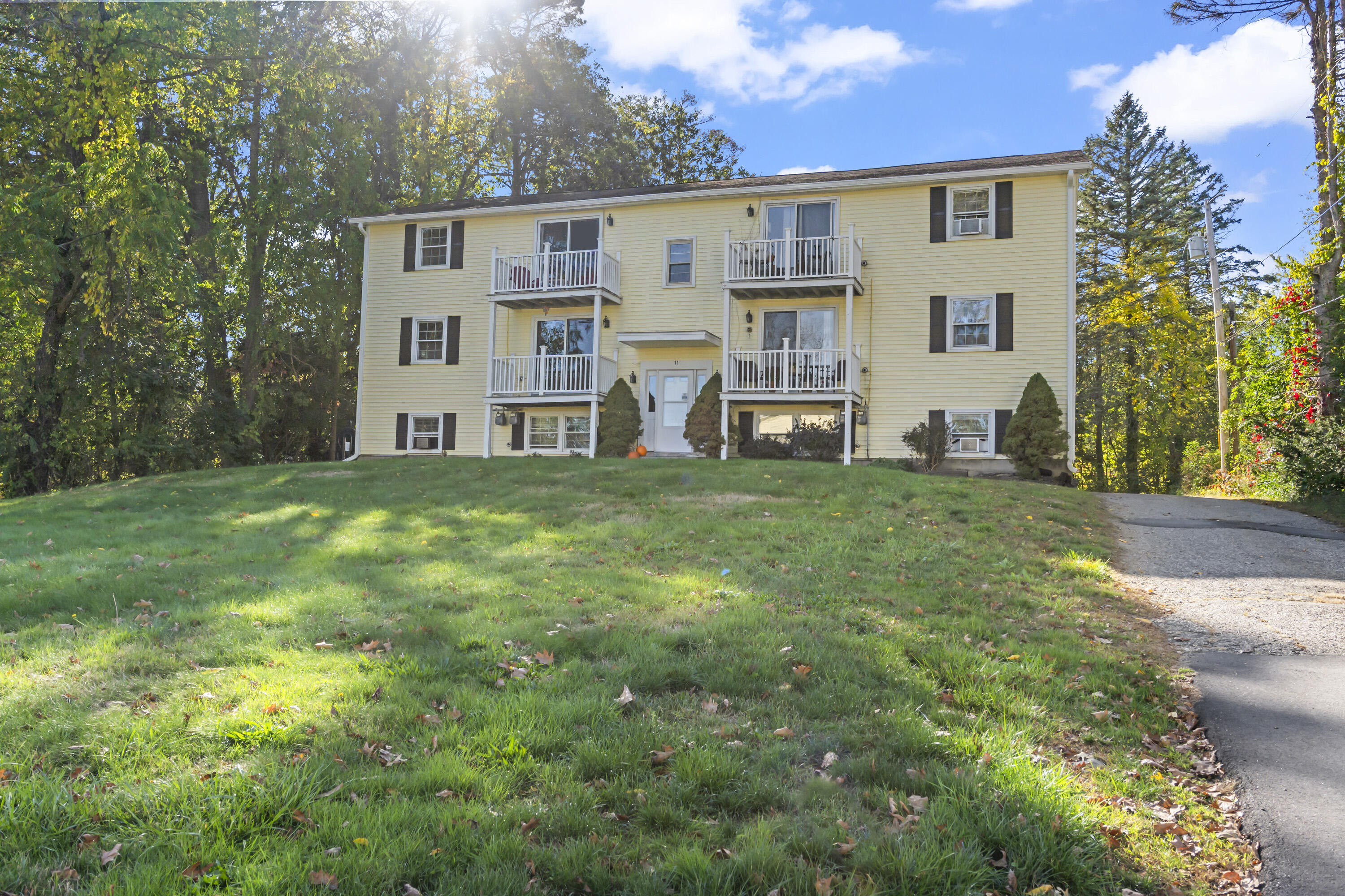 11 Carriage Hill D