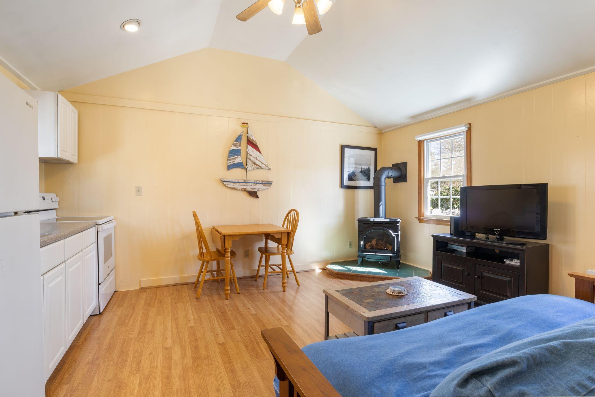 488 Main Street 7
