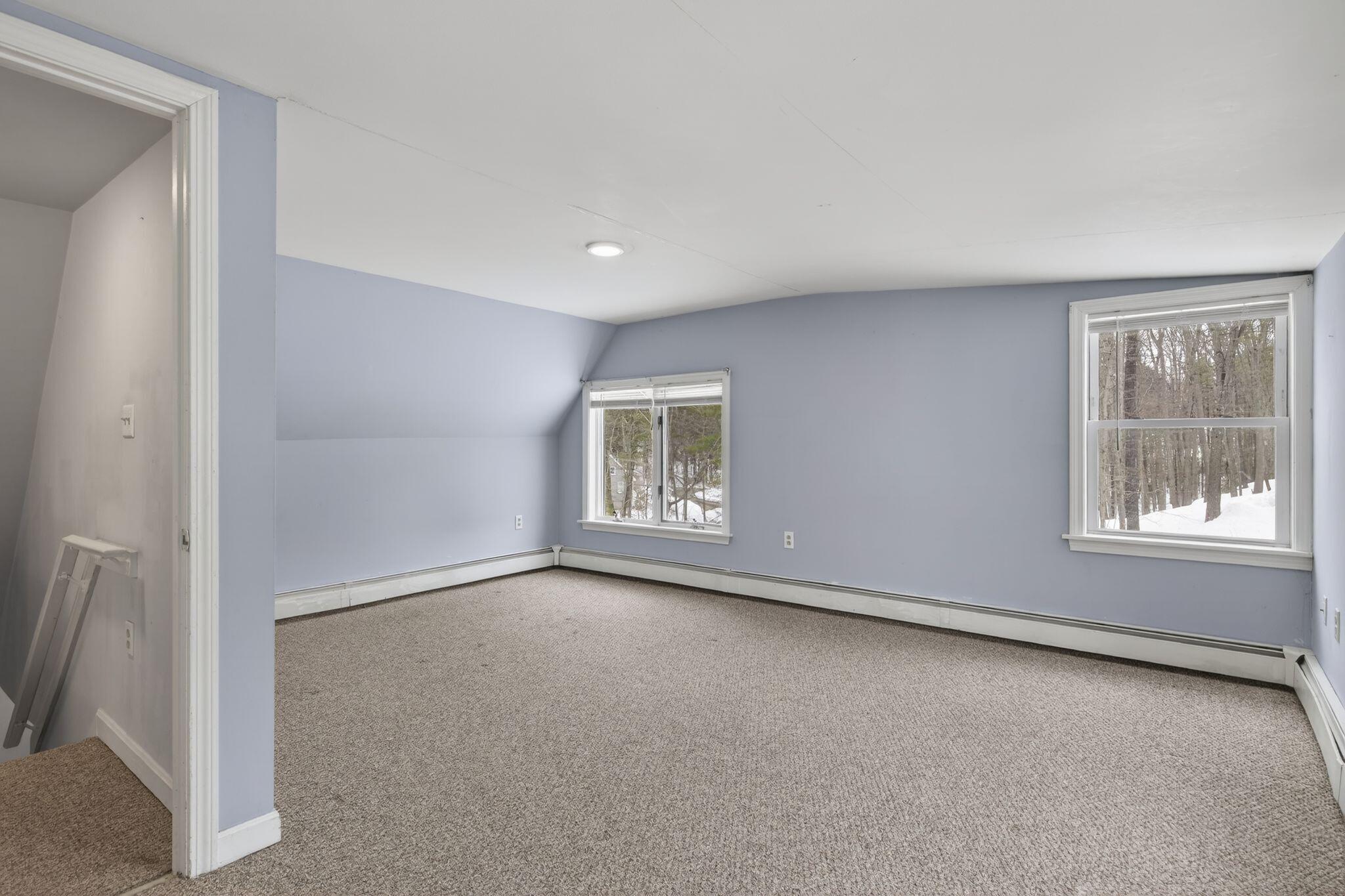 8-10 Bayview Lane