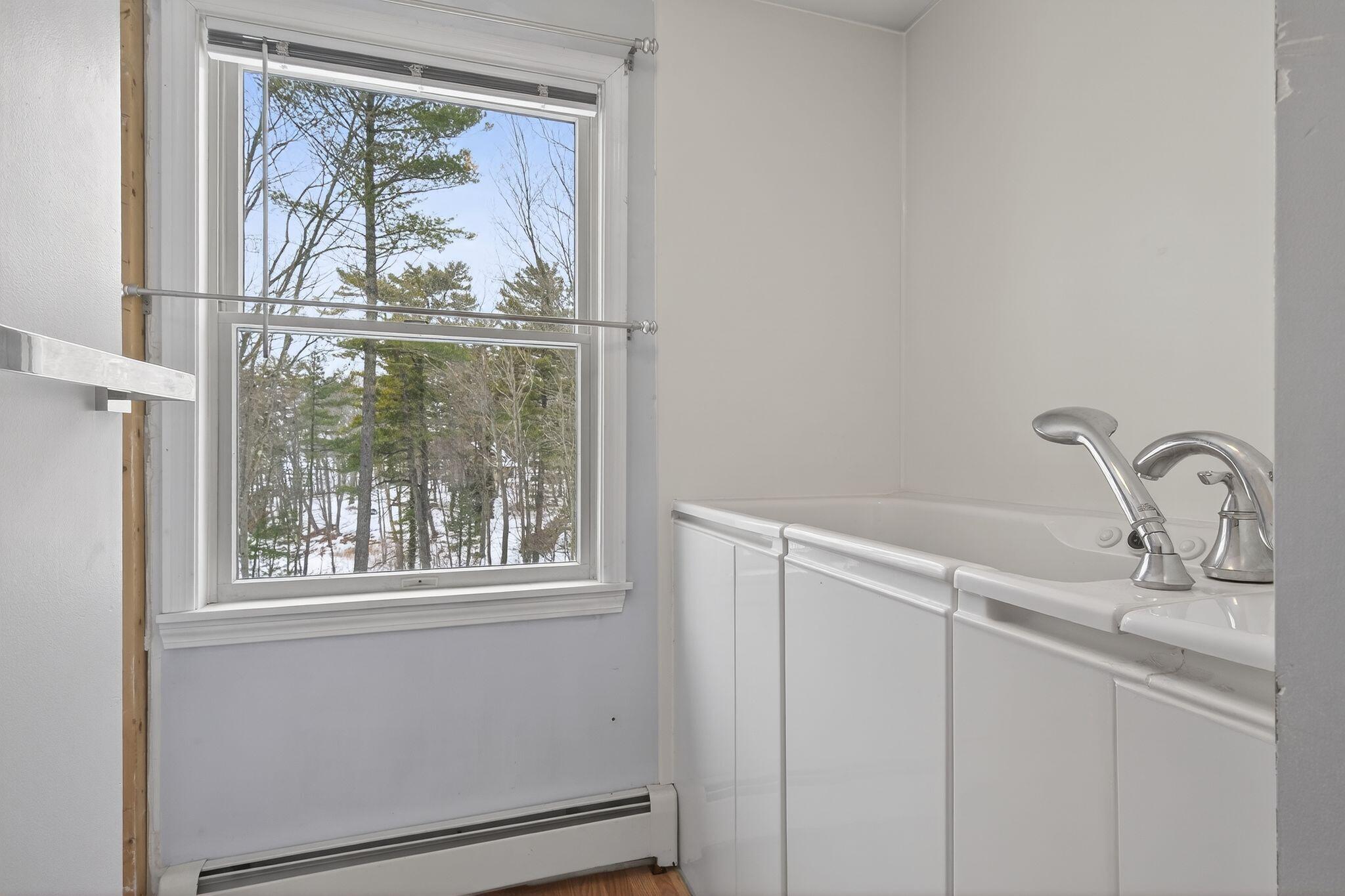 8-10 Bayview Lane