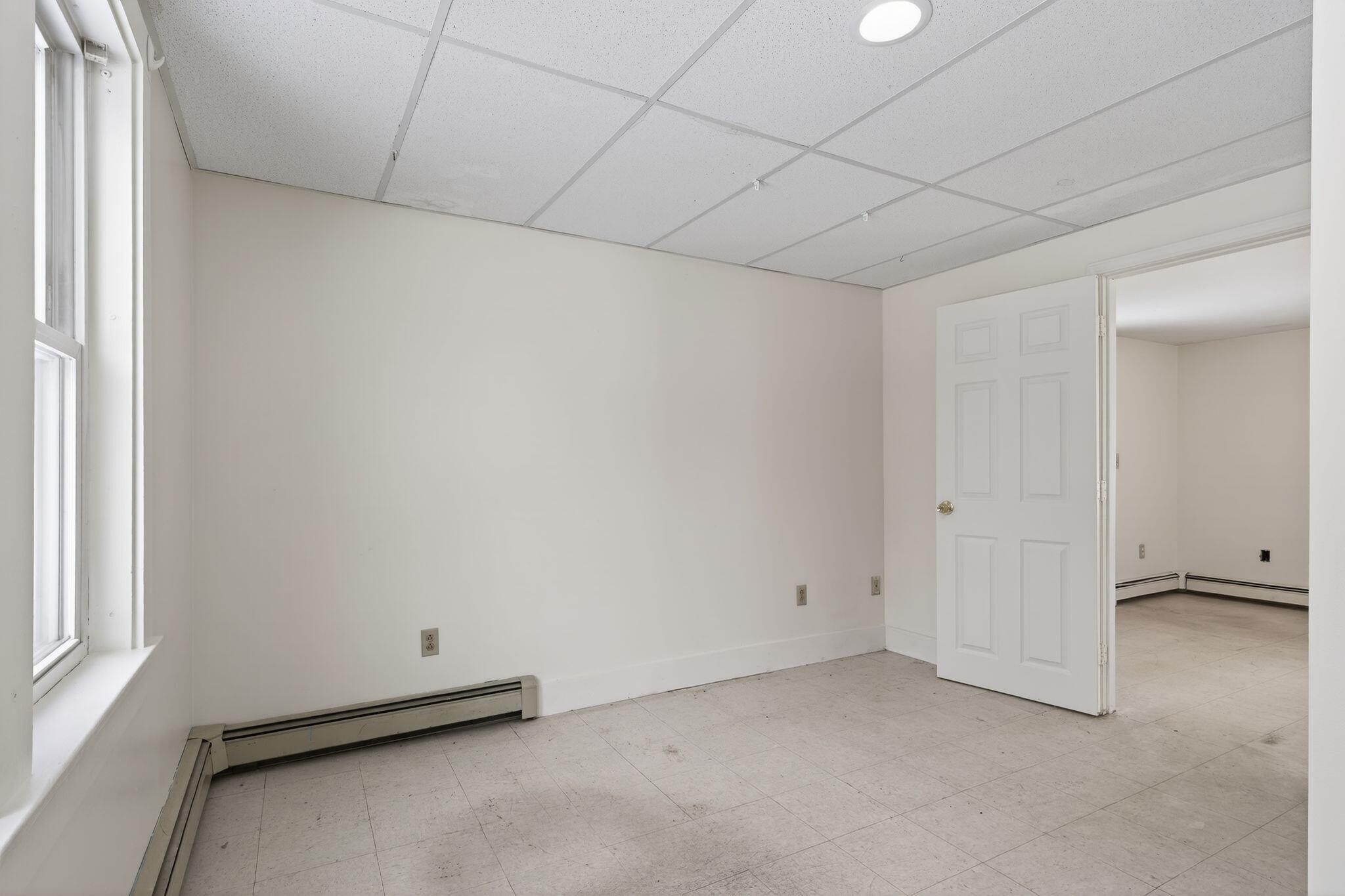 8-10 Bayview Lane