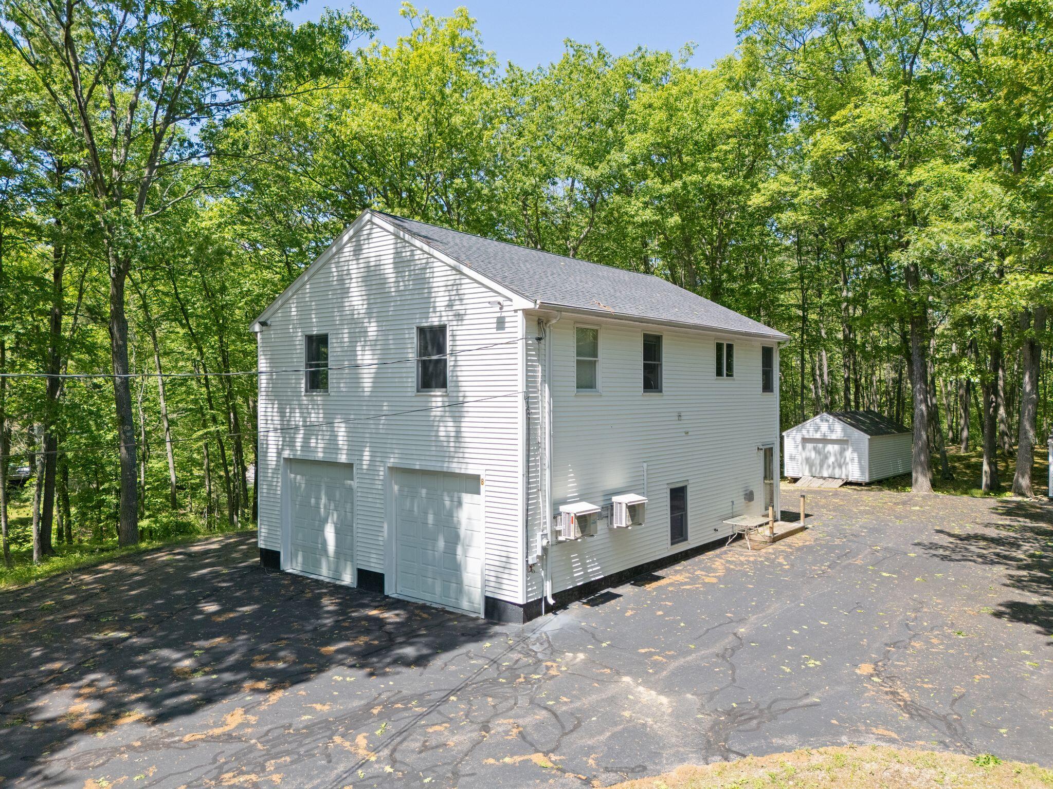 8-10 Bayview Lane