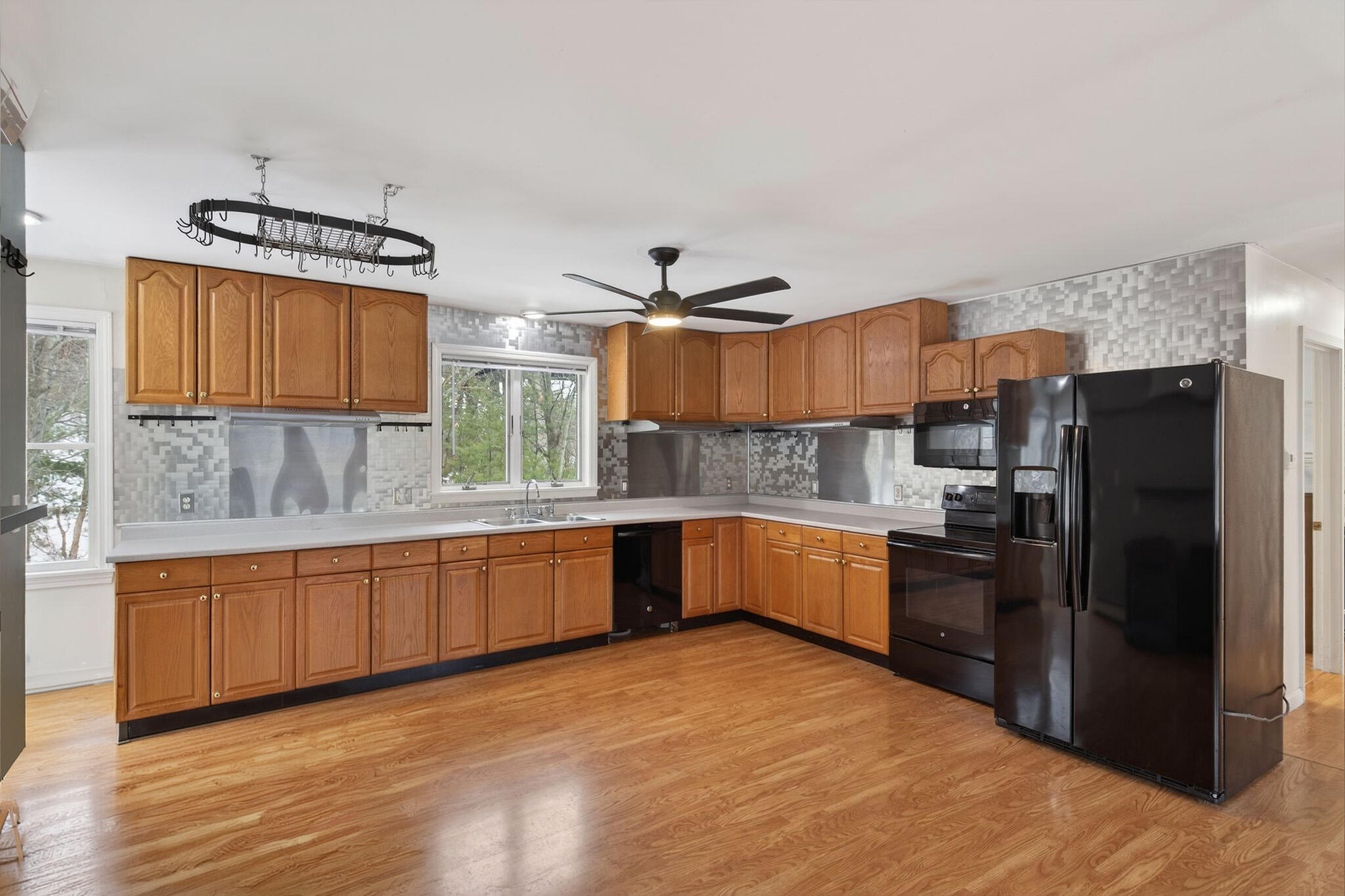 8-10 Bayview Lane