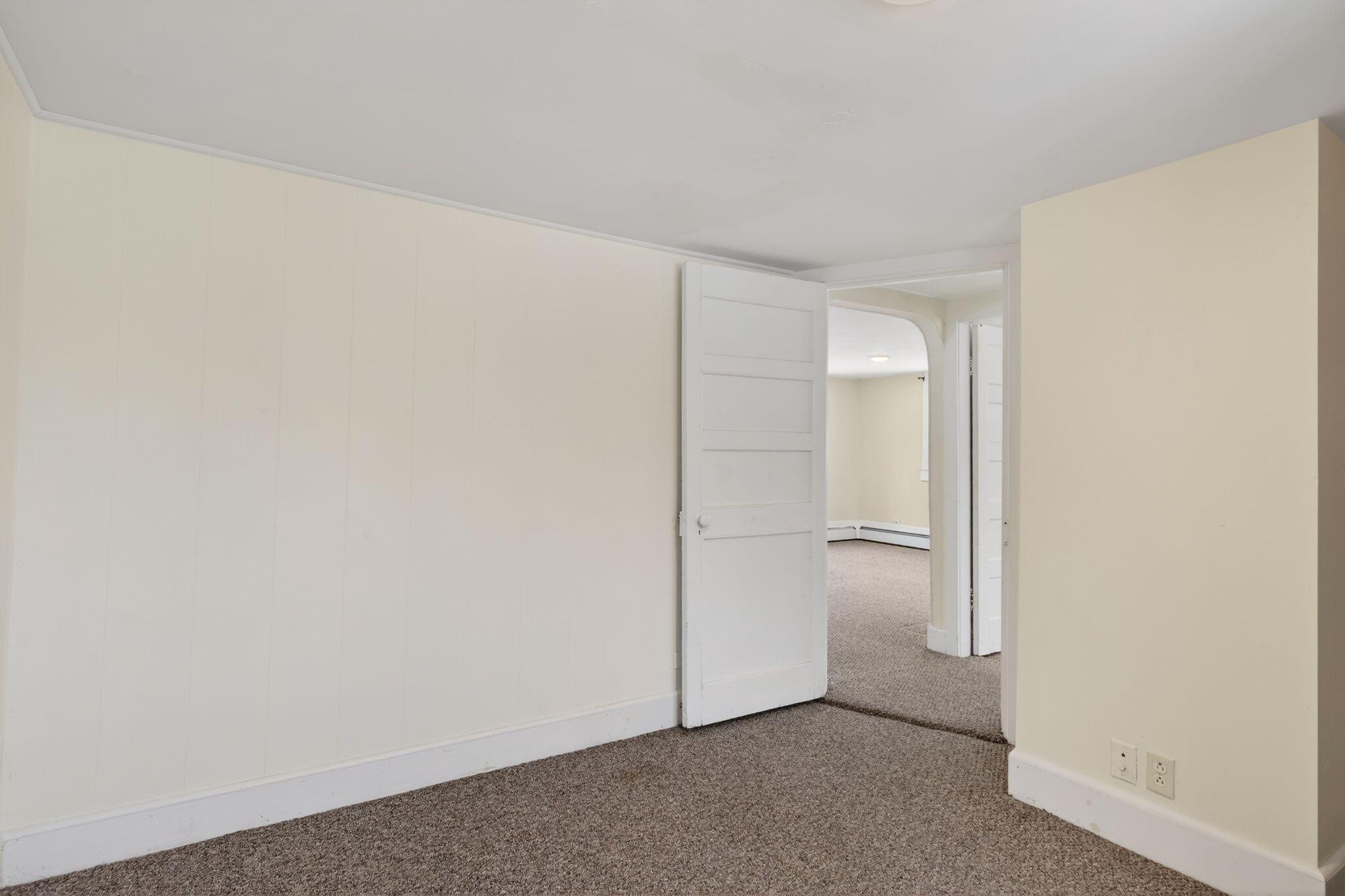 8-10 Bayview Lane