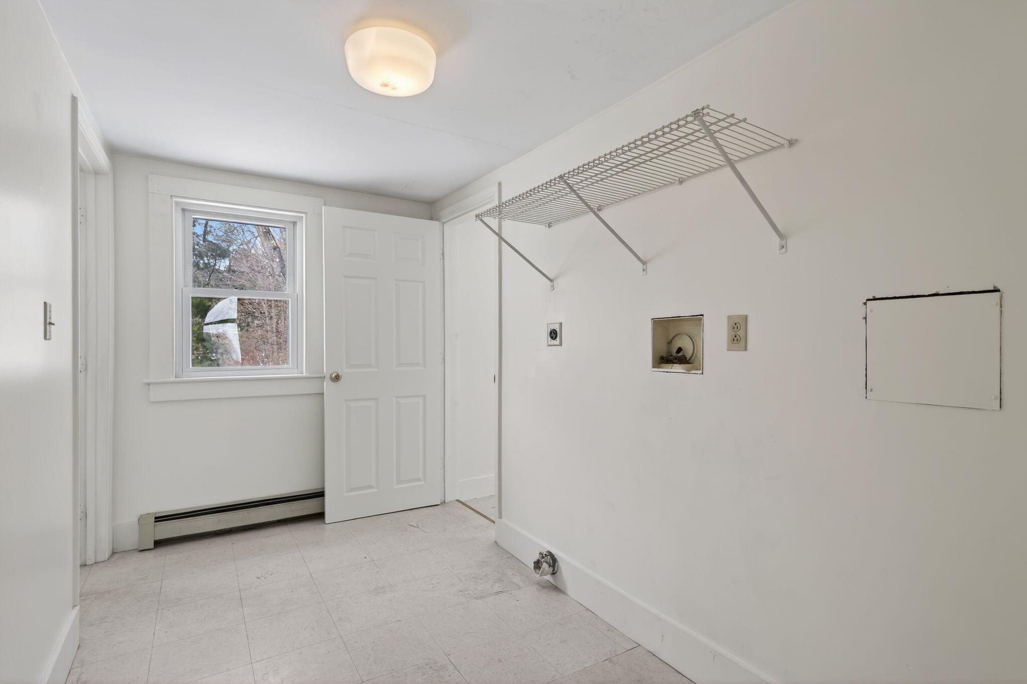 8-10 Bayview Lane