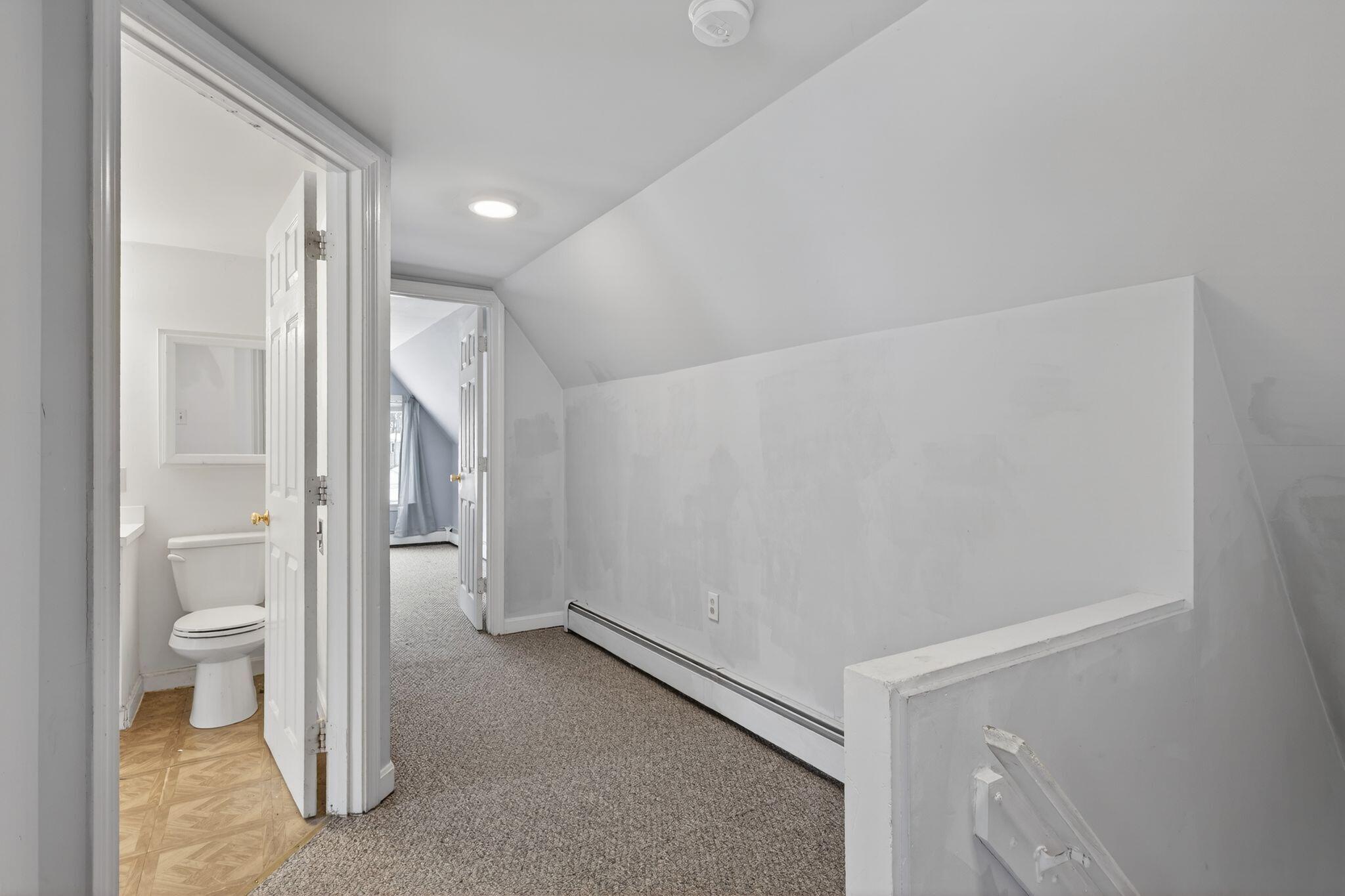 8-10 Bayview Lane