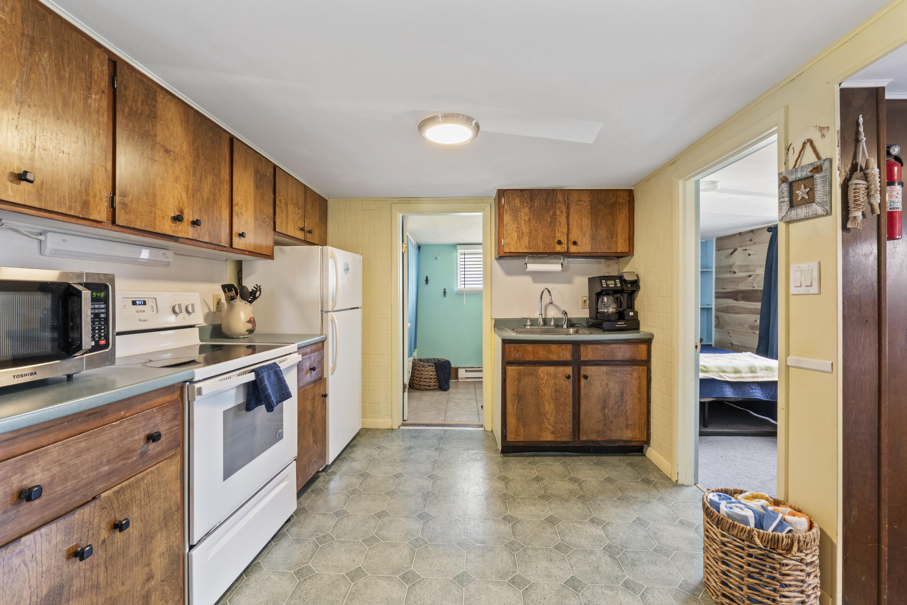 5 Carll Avenue