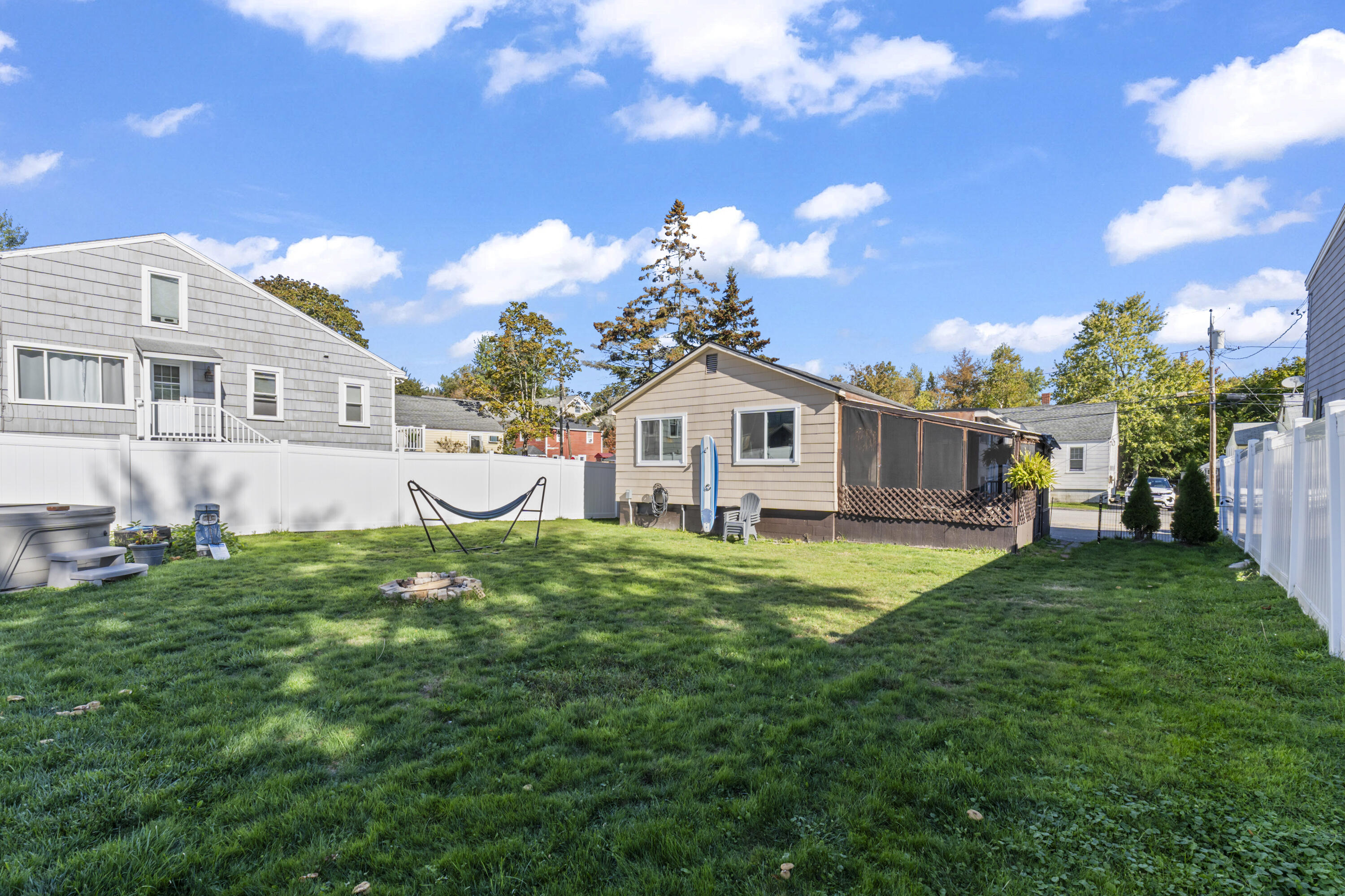 5 Carll Avenue