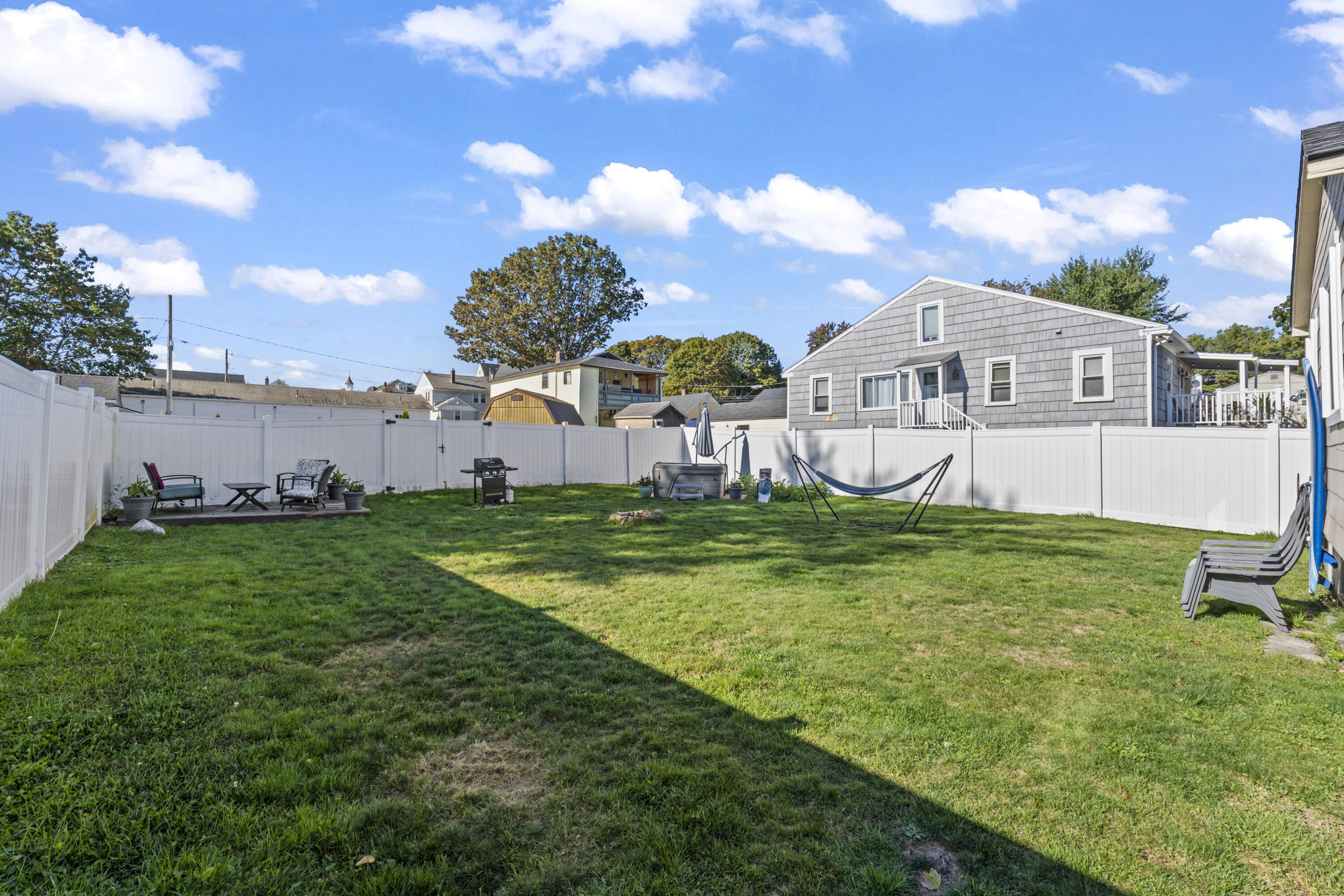 5 Carll Avenue