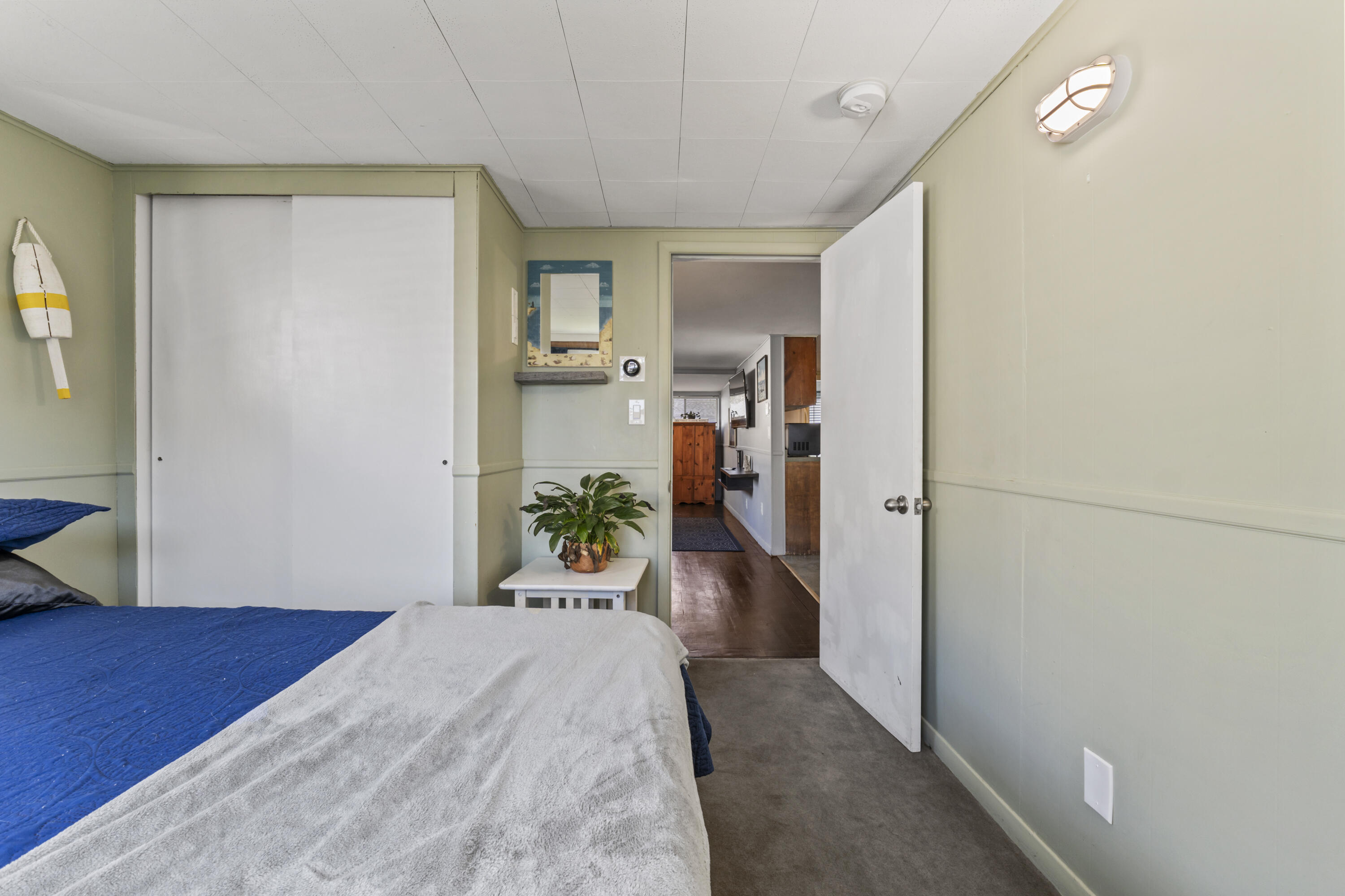 5 Carll Avenue