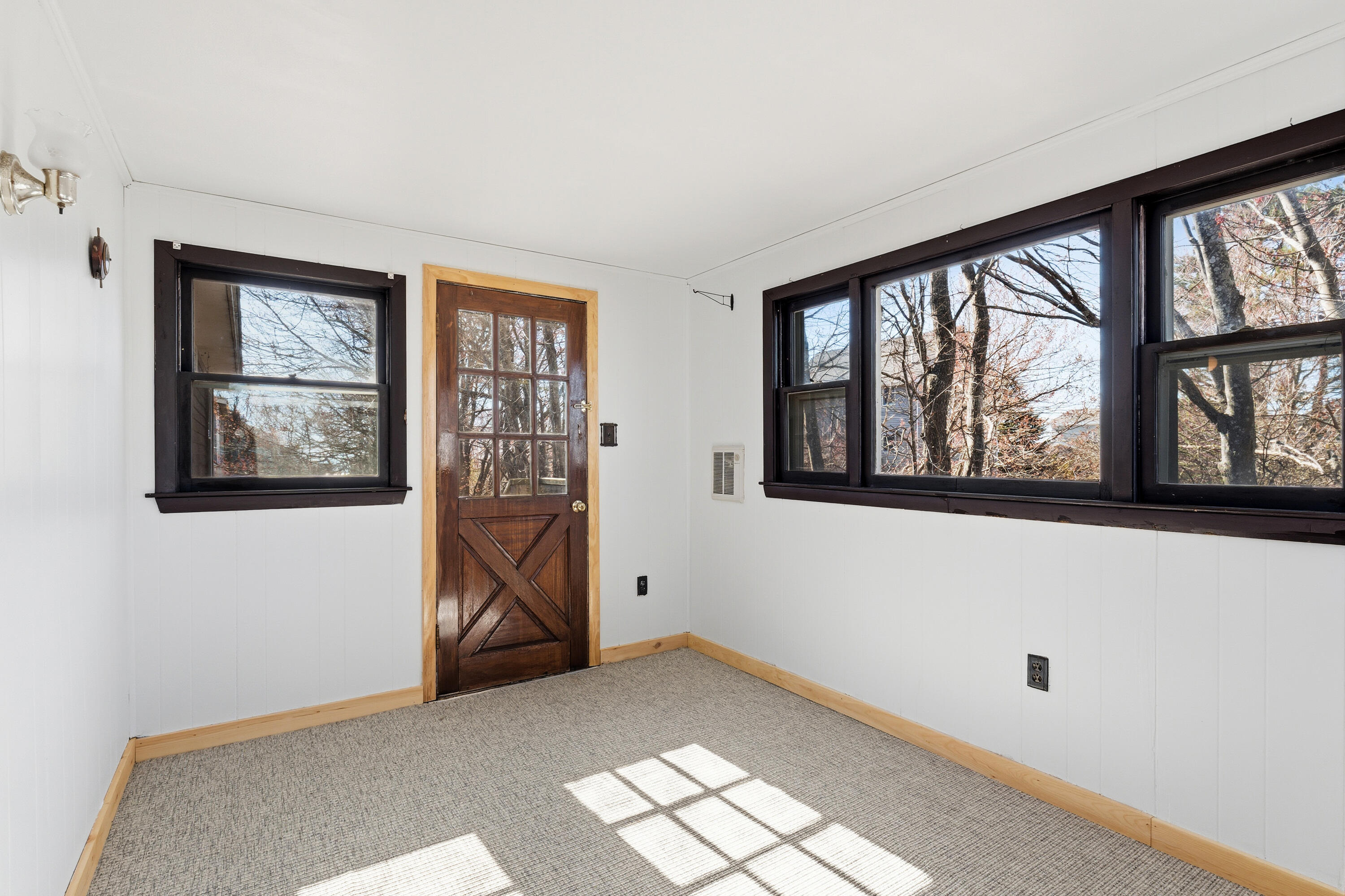 54 Shelton Avenue