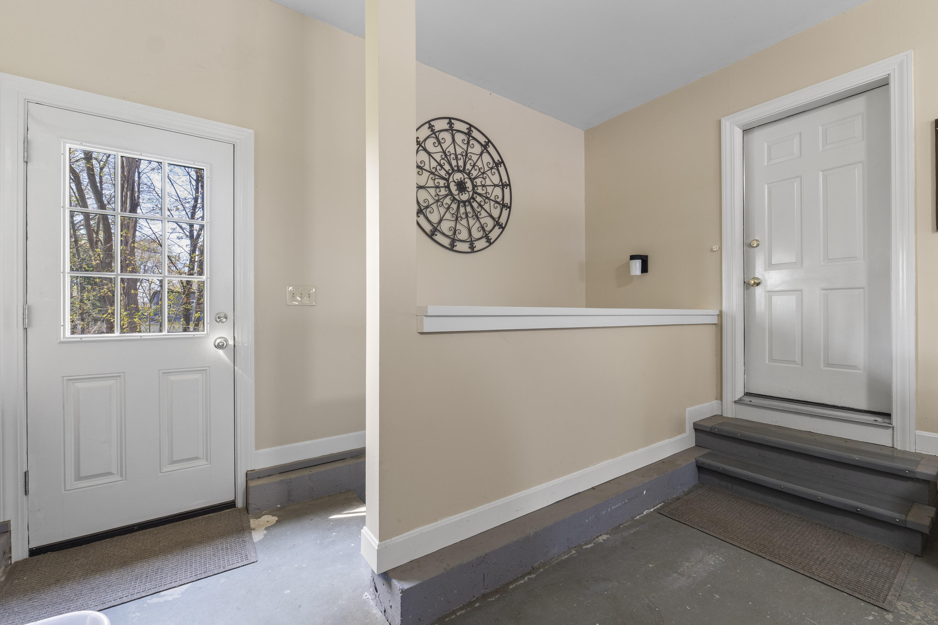15 Coachlight Lane 15