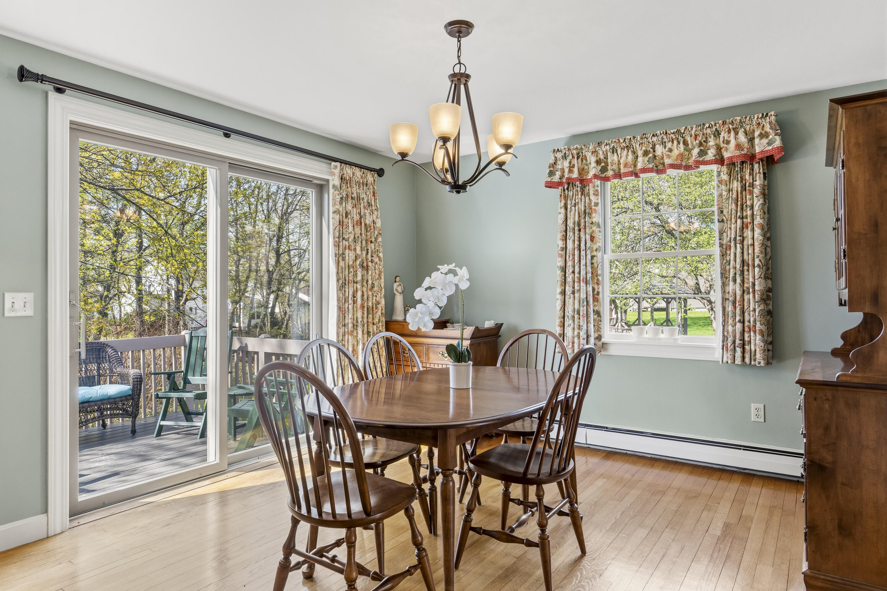 15 Coachlight Lane 15