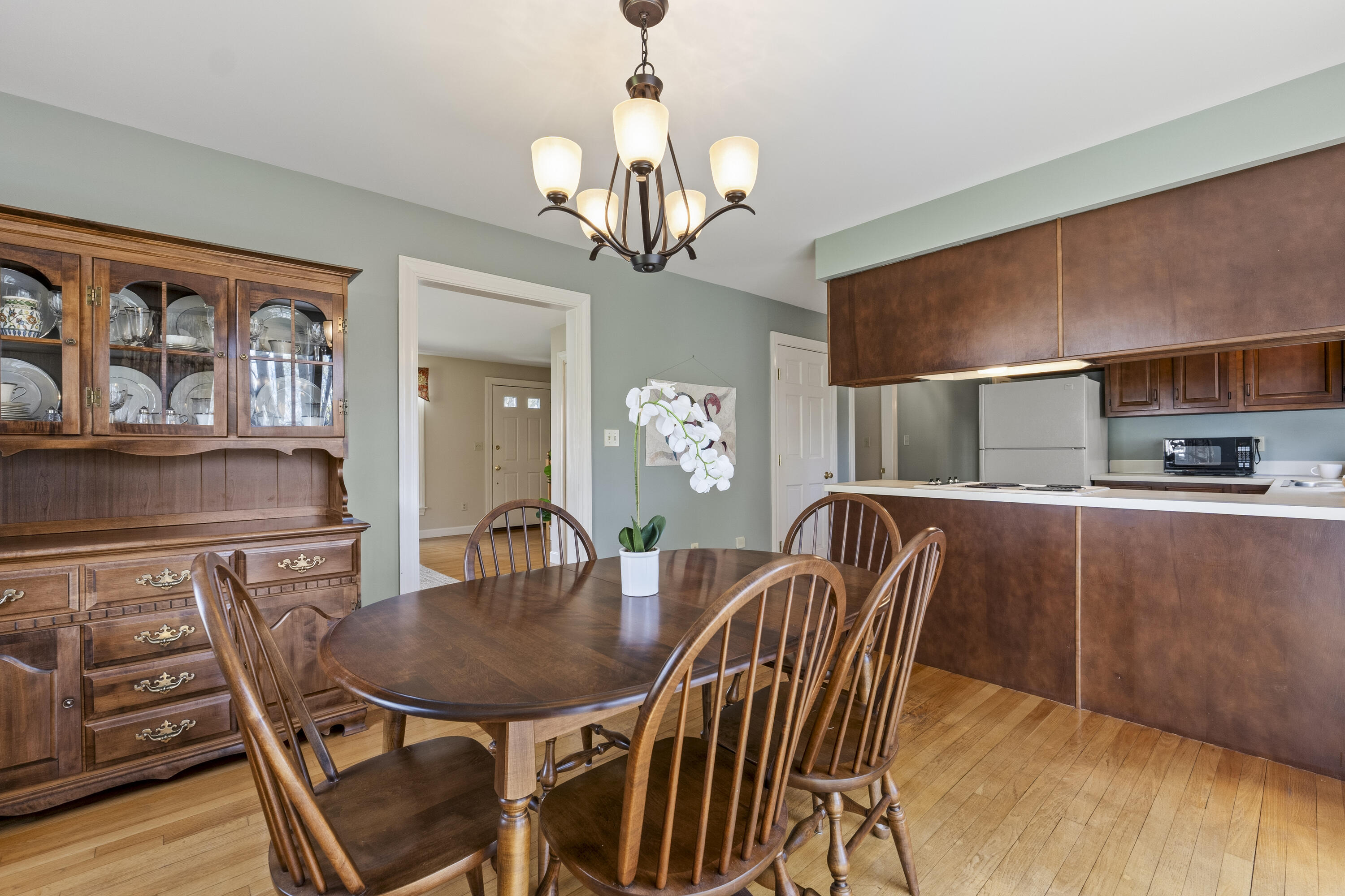 15 Coachlight Lane 15