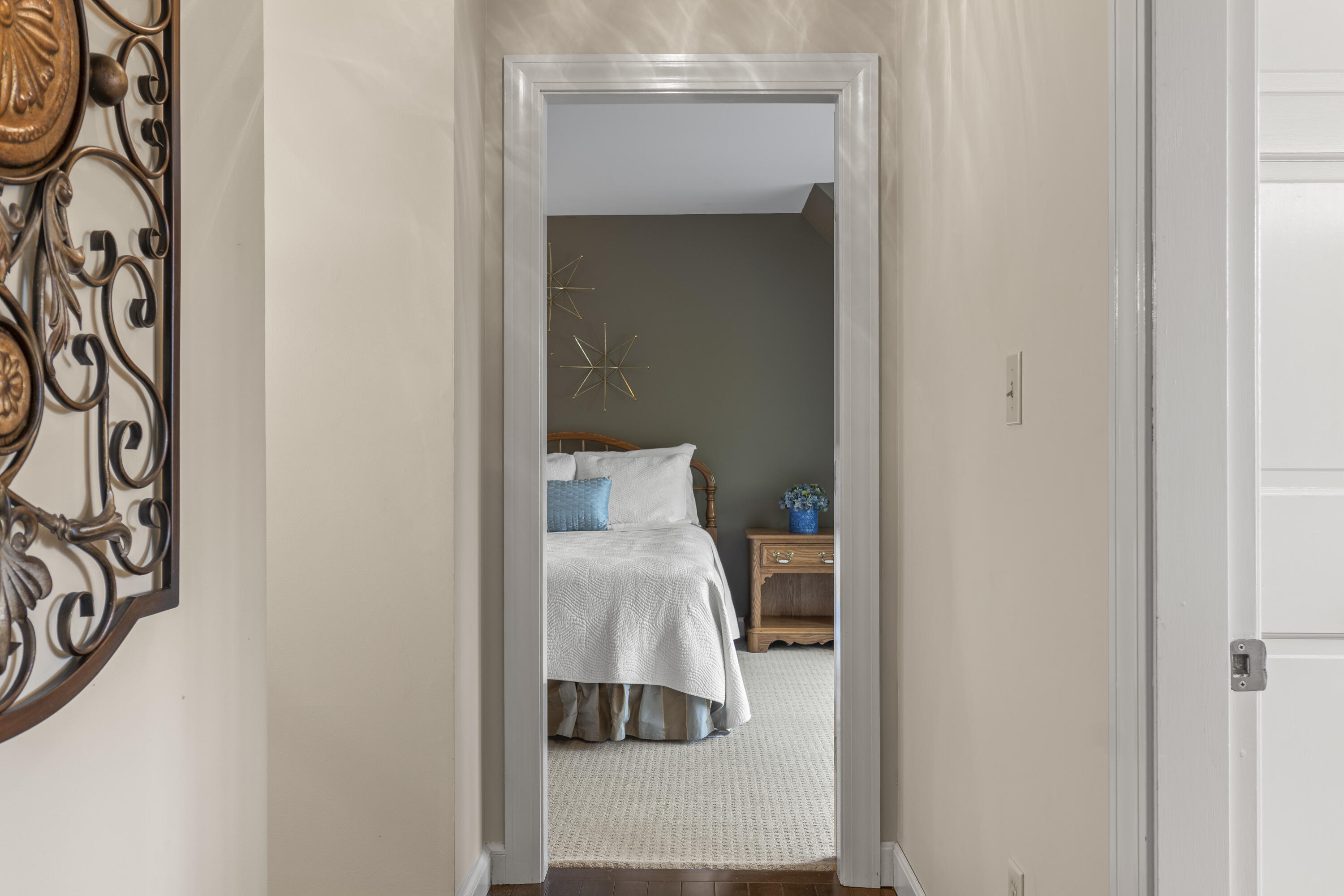 15 Coachlight Lane 15