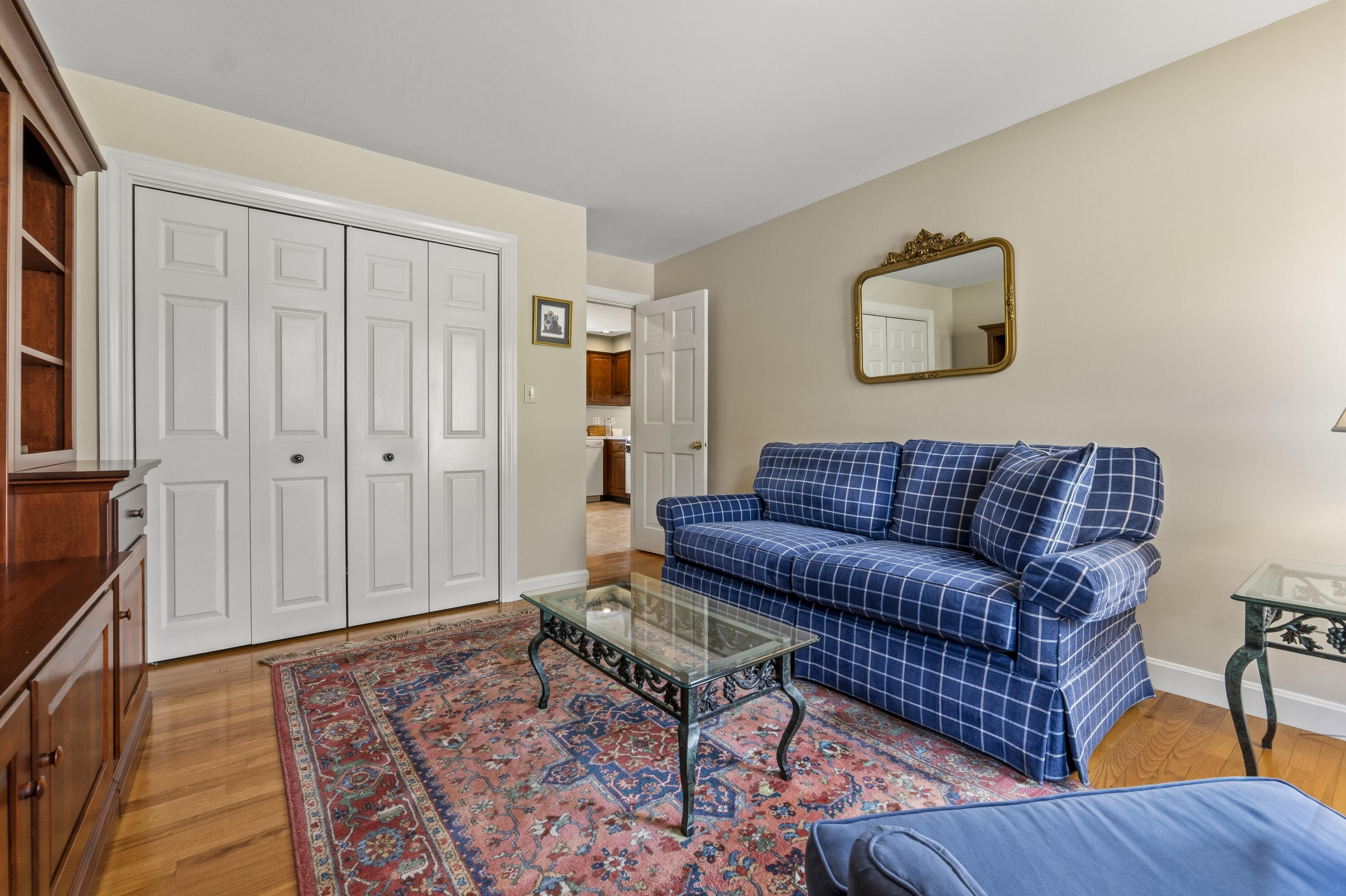 15 Coachlight Lane 15